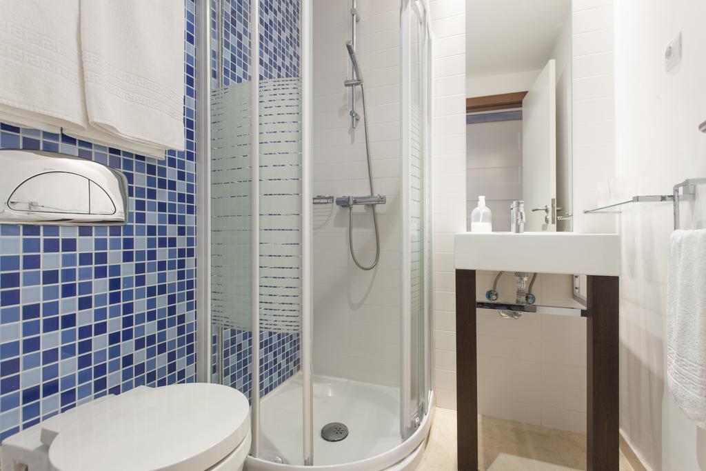 Bairrus Lisbon Apartments - Alfama II Szoba fotó