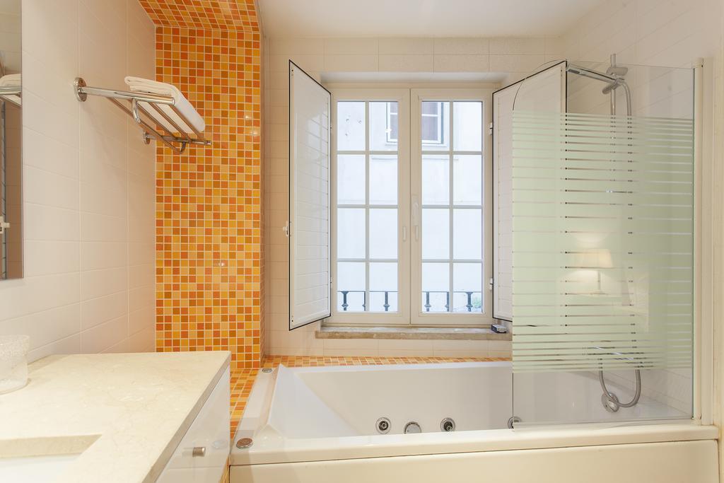 Bairrus Lisbon Apartments - Alfama II Szoba fotó